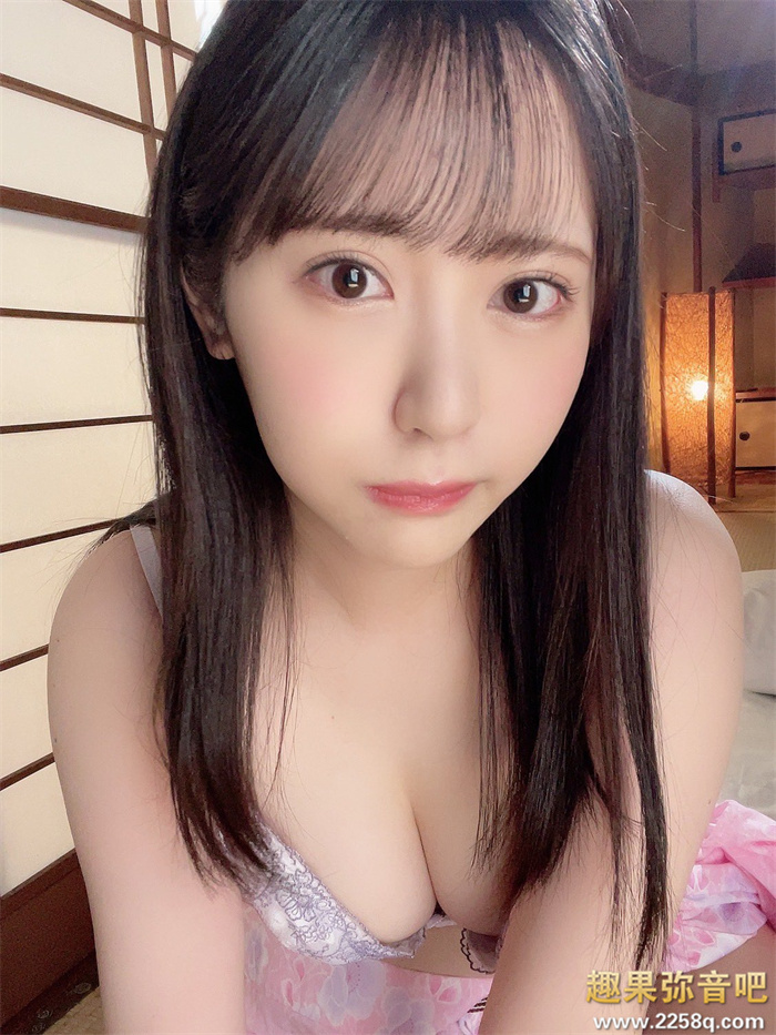 [MIDV-256]小野六花的布丁尻配丁字裤 暗黑杰伦受不鸟！女优作品封面