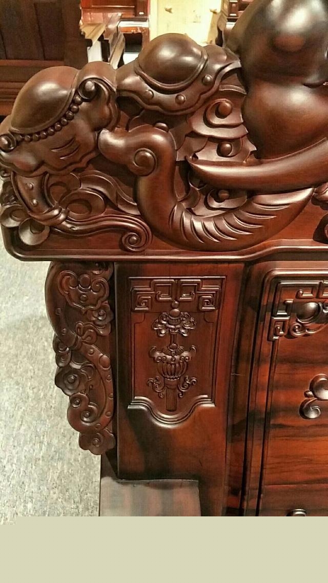 年轻人家里装修用全实木的家具会不会显老?