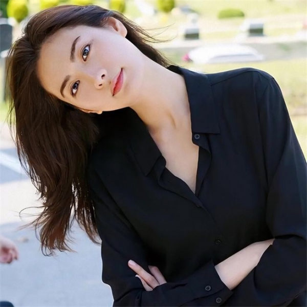 园田美樱(園田みおん) 最新作品:ABP 645最新作品简介
