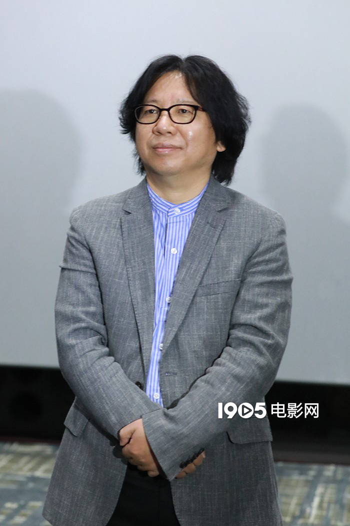 延续脱贫攻坚精神!《千顷澄碧的时代》兰考首映