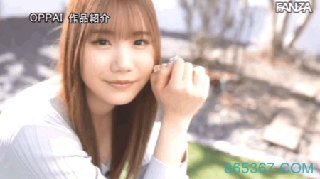 微辣女大学生!每天自慰两次!H罩杯的平野りおん要挑战AV男优!